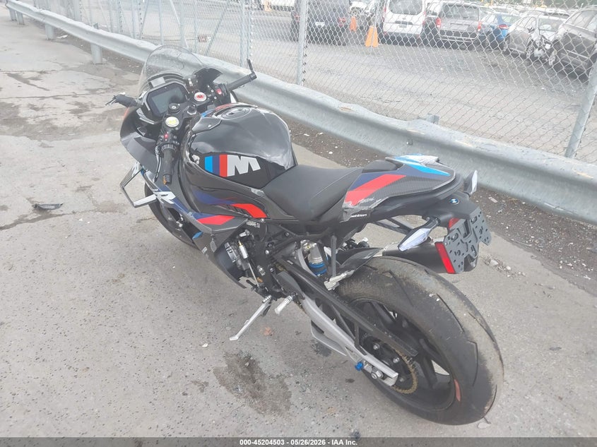 2024 BMW M VIN WB10P0304R6J12556 IAAI salvage auction — FRONT END, Salvage (North Carolina), sold $16,200 on 2026-07-14 (photo 3)