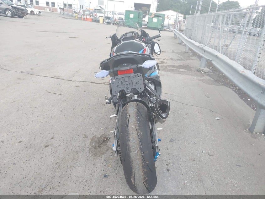 2024 BMW M VIN WB10P0304R6J12556 IAAI salvage auction — FRONT END, Salvage (North Carolina), sold $16,200 on 2026-07-14 (photo 6)