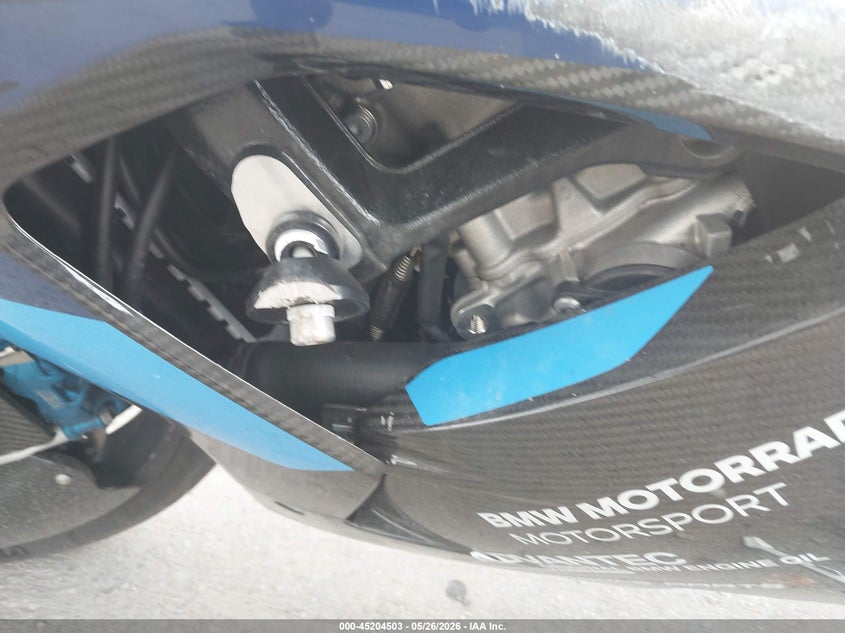 2024 BMW M VIN WB10P0304R6J12556 IAAI salvage auction — FRONT END, Salvage (North Carolina), sold $16,200 on 2026-07-14 (photo 9)
