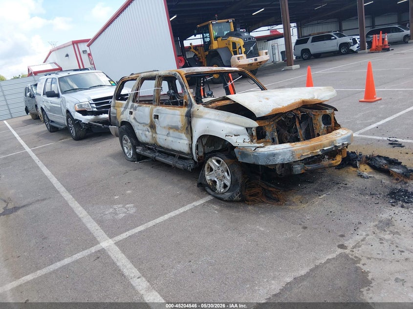 2000 Toyota 4runner VIN JT3HN87R9Y9032075 IAAI salvage auction — ENGINE BURN, Non-Repairable (Tennessee), sold $150 on 2026-07-14 (photo 1)