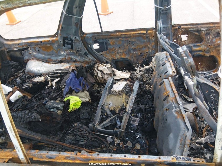 2000 Toyota 4runner VIN JT3HN87R9Y9032075 IAAI salvage auction — ENGINE BURN, Non-Repairable (Tennessee), sold $150 on 2026-07-14 (photo 8)