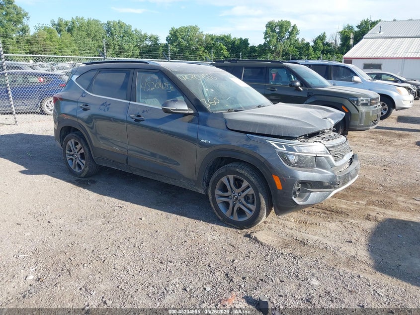 2021 Kia Seltos VIN KNDEUCAA1M7203964 IAAI salvage auction — FRONT END, Salvage (Iowa), sold $4,175 on 2026-07-26 (photo 1)