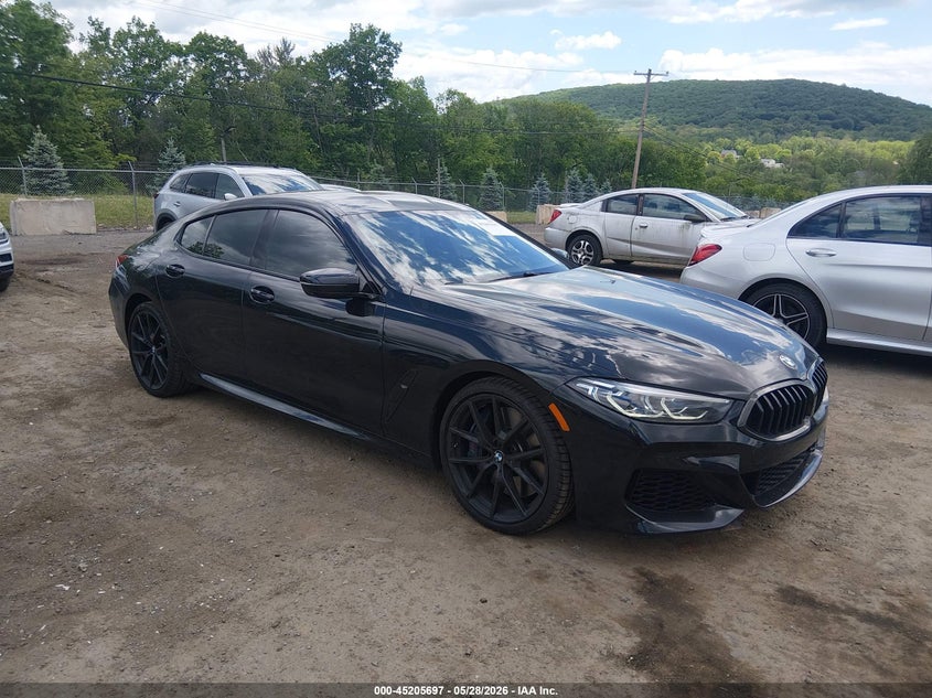 2022 BMW 8er VIN WBAGV8C07NCH75265 — IAAI salvage auction photo
