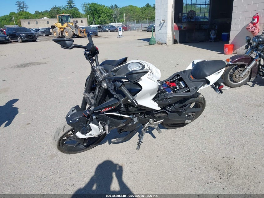 2025 Cf moto 450nk VIN LCEPESLB9S6002001 IAAI salvage auction — FRONT END, Salvage (New Hampshire), sold $25 on 2026-09-16 (photo 2)