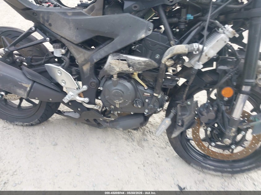2025 Yamaha VIN MH3RH25E9SK002600 IAAI salvage auction — ALL OVER, Salvage (Idaho), sold $25 on 2026-08-25 (photo 8)