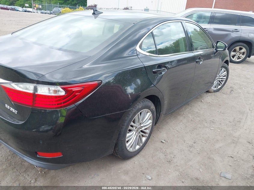 2014 Lexus ES VIN JTHBK1GG8E2138228 IAAI salvage auction — FRONT END, Salvage Title, sold $2,900 on 2026-07-11 (photo 4)