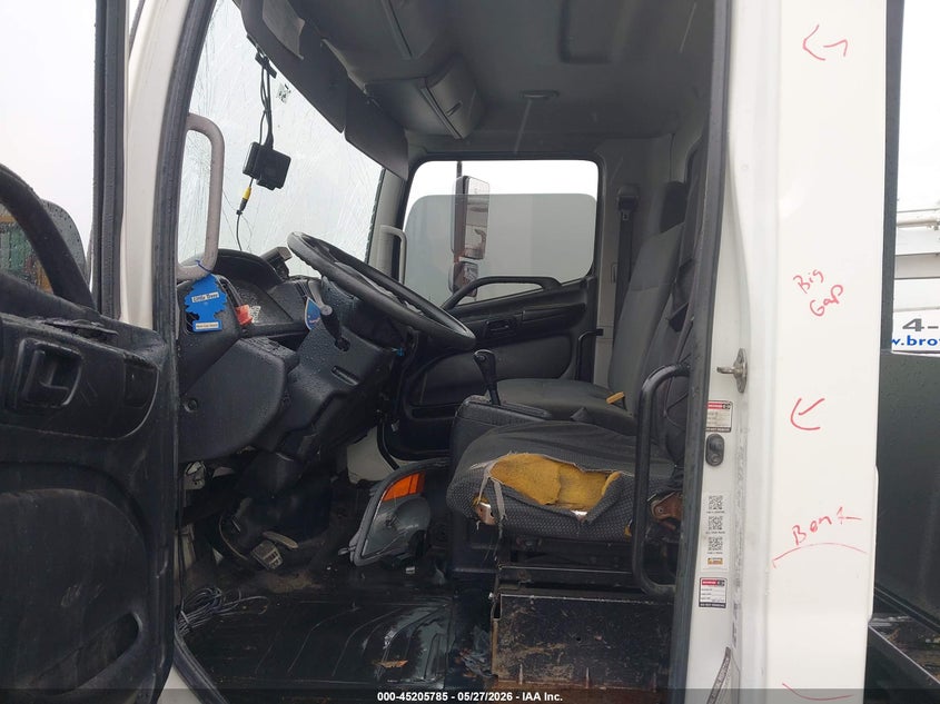 2018 Hino 258/268 VIN 5PVNJ8JN0J4S53065 IAAI salvage auction — FRONT END, Salvage (Texas), sold $17,200 on 2026-07-08 (photo 6)