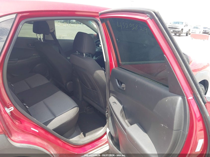 2019 Hyundai Kona VIN KM8K12AA5KU203434 IAAI salvage auction — SIDE, Salvage (Missouri), sold $2,050 on 2026-07-16 (photo 8)