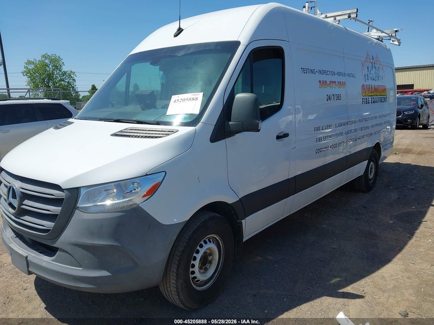 2020 Mercedes-benz Sprinter VIN W1Y40CHY4LT029013 IAAI salvage auction — REAR END, Salvage Title, sold $13,000 on 2026-07-23 (photo 2)