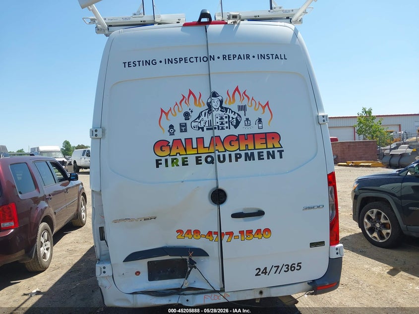 2020 Mercedes-benz Sprinter VIN W1Y40CHY4LT029013 IAAI salvage auction — REAR END, Salvage Title, sold $13,000 on 2026-07-23 (photo 6)