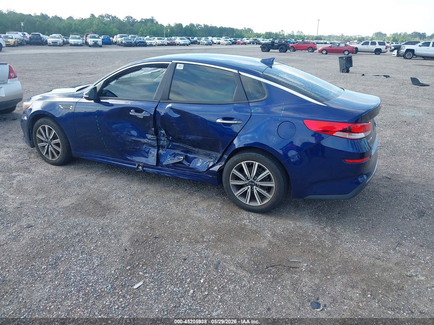 2019 Kia Optima VIN 5XXGT4L38KG373288 IAAI salvage auction — LEFT SIDE, Salvage Title, sold $1,250 on 2026-07-14 (photo 3)