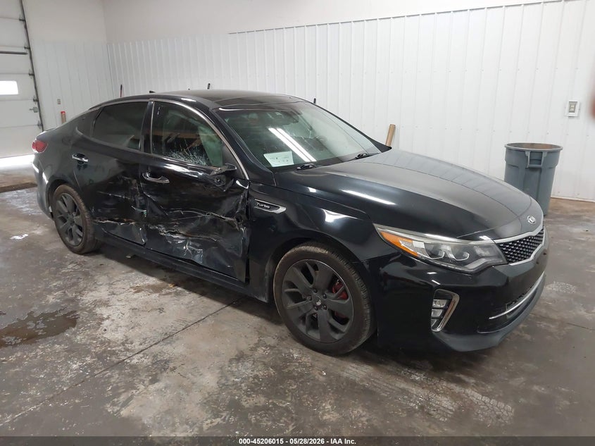 2018 Kia Optima VIN 5XXGW4L22JG199408 IAAI salvage auction — RIGHT SIDE, Regular (South Dakota), sold $2,600 on 2026-07-28 (photo 1)