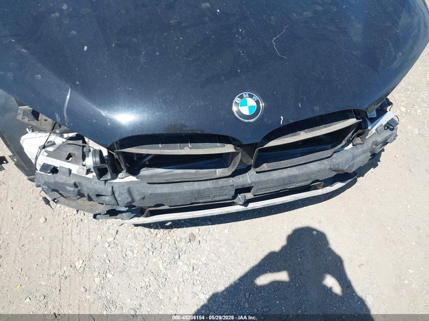 2018 BMW X1 VIN WBXHT3C34J5L28806 IAAI salvage auction — FRONT & REAR, Wait Title, sold $1,575 on 2026-08-04 (photo 6)