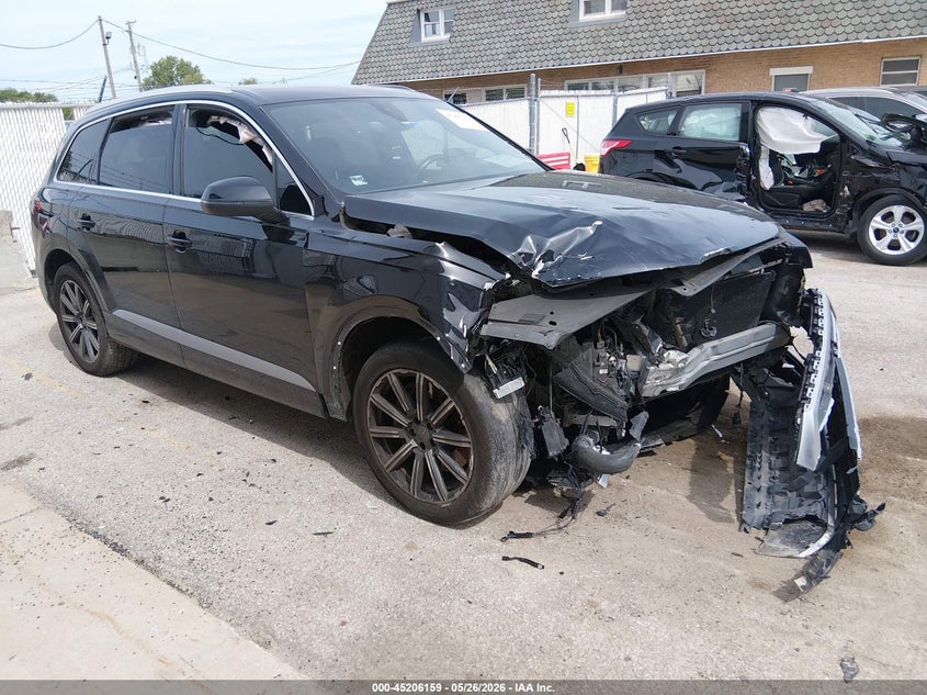 2019 Audi Q7 VIN WA1LHAF70KD034204 IAAI salvage auction — FRONT END, Salvage (Illinois), sold $3,225 on 2026-07-28 (photo 1)