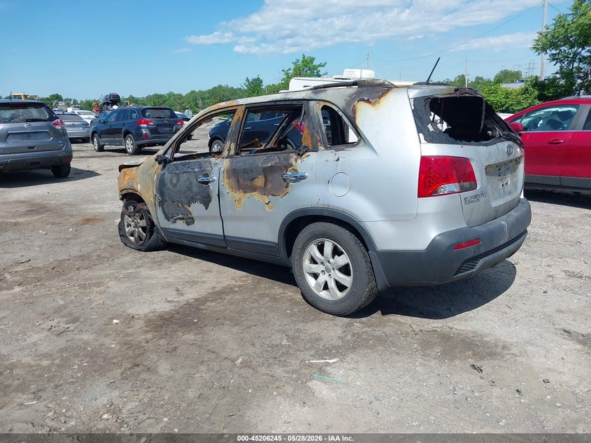 2013 Kia Sorento VIN 5XYKT3A67DG423923 IAAI salvage auction — BURN, Salvage Title, sold $300 on 2026-07-17 (photo 3)
