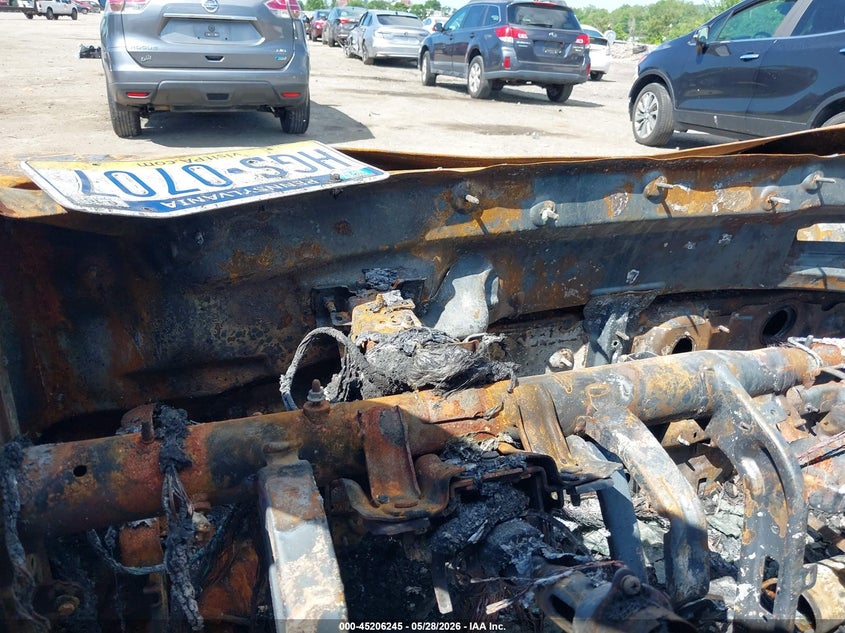 2013 Kia Sorento VIN 5XYKT3A67DG423923 IAAI salvage auction — BURN, Salvage Title, sold $300 on 2026-07-17 (photo 7)