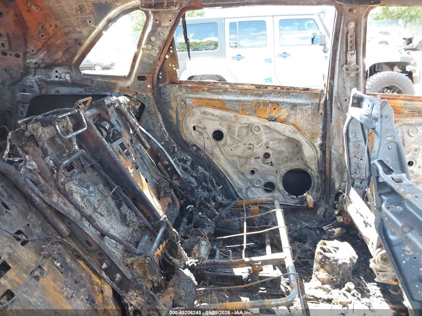 2013 Kia Sorento VIN 5XYKT3A67DG423923 IAAI salvage auction — BURN, Salvage Title, sold $300 on 2026-07-17 (photo 8)