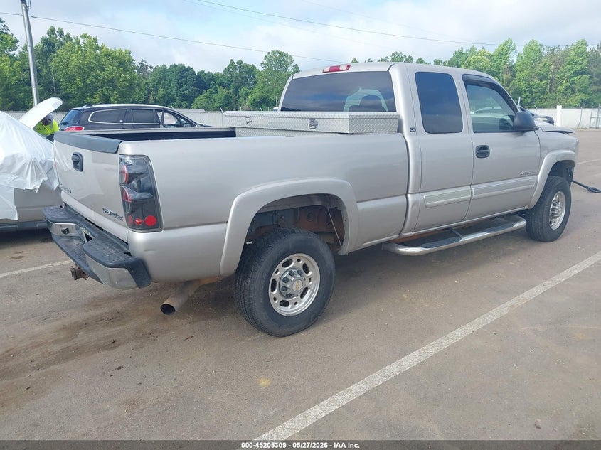 2005 Chevrolet Silverado 2500 VIN 1GCHC29U05E209518 IAAI salvage auction — LEFT FRONT, Salvage (Mississippi), sold $1,350 on 2026-07-09 (photo 4)