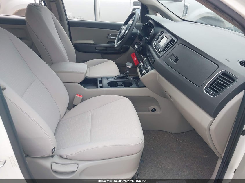 2018 Kia SEDONA VIN KNDMA5C1XJ6409816 IAAI salvage auction — SIDE, Sf97 (Texas), sold $15,050 on 2026-07-07 (photo 5)