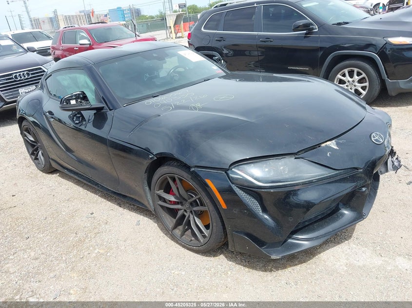 2021 Toyota Supra VIN WZ1DB0C04MW040335 IAAI salvage auction — FRONT & REAR, Salvage Title, sold $11,400 on 2026-07-20 (photo 1)
