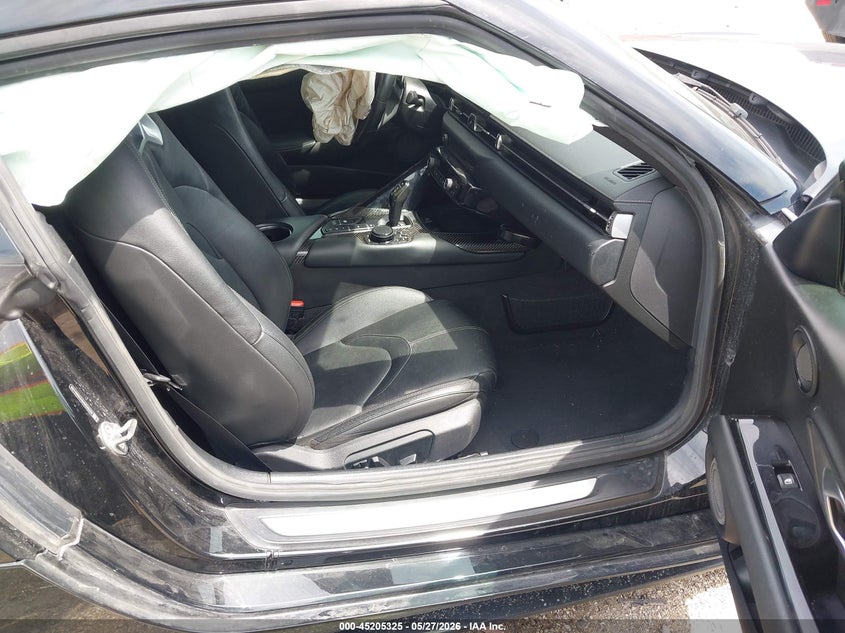 2021 Toyota Supra VIN WZ1DB0C04MW040335 IAAI salvage auction — FRONT & REAR, Salvage Title, sold $11,400 on 2026-07-20 (photo 5)