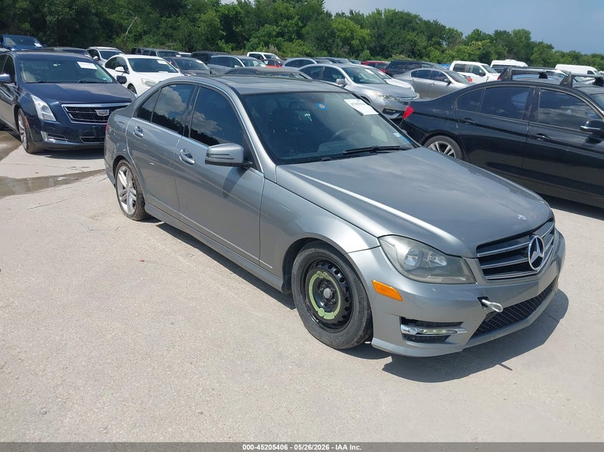 2014 Mercedes-benz C-klasse VIN WDDGF4HBXEG216565 IAAI salvage auction — NORMAL WEAR, Clear (Texas), sold $850 on 2026-08-03 (photo 1)