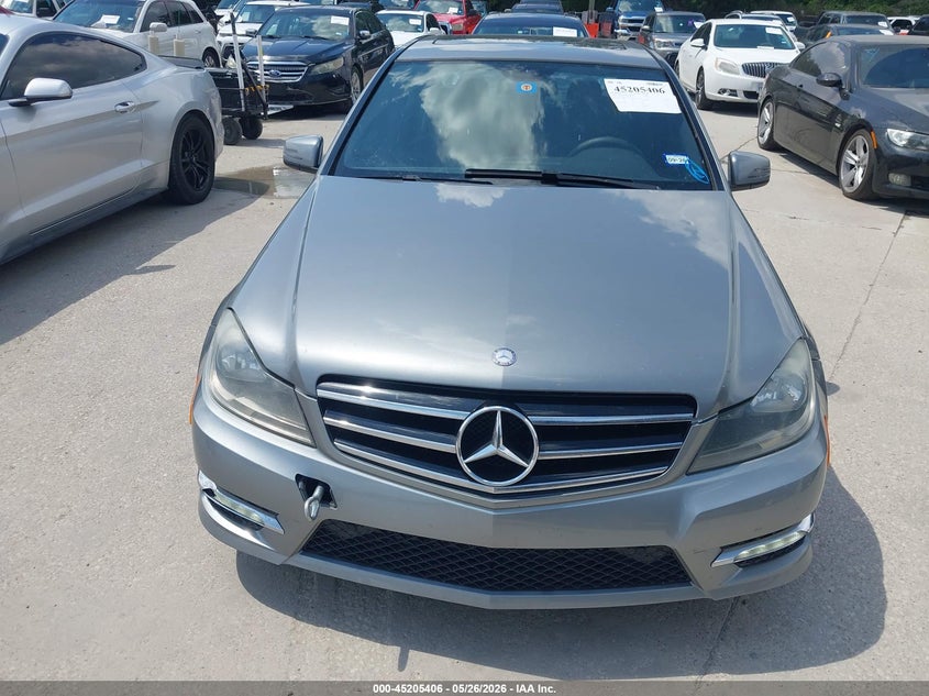 2014 Mercedes-benz C-klasse VIN WDDGF4HBXEG216565 IAAI salvage auction — NORMAL WEAR, Clear (Texas), sold $850 on 2026-08-03 (photo 6)