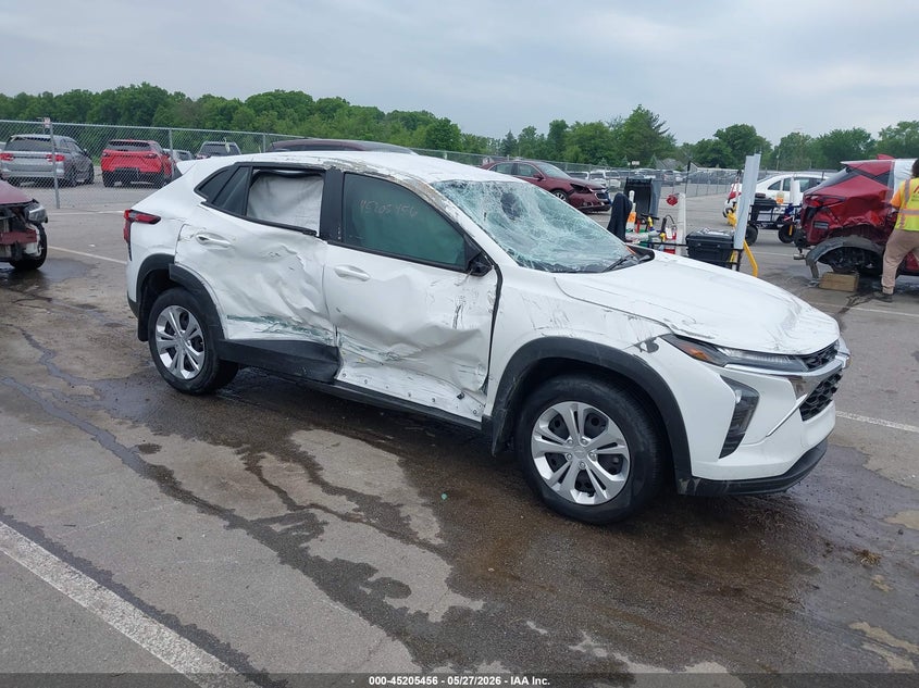 2024 Chevrolet Trax VIN KL77LFE22RC177368 IAAI salvage auction — ROLLOVER, Salvage (Indiana), sold $1,875 on 2026-07-24 (photo 1)