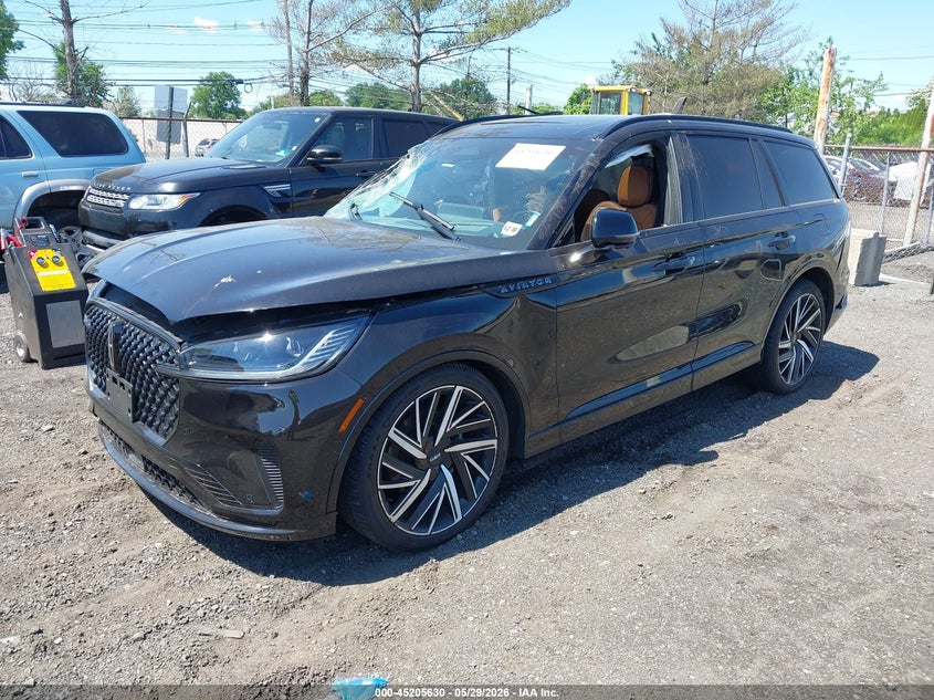 2025 Lincoln Aviator VIN 5LM5J9XC2SGL04487 IAAI salvage auction — SIDE, Salvage (Idaho), sold $9,300 on 2026-07-29 (photo 2)