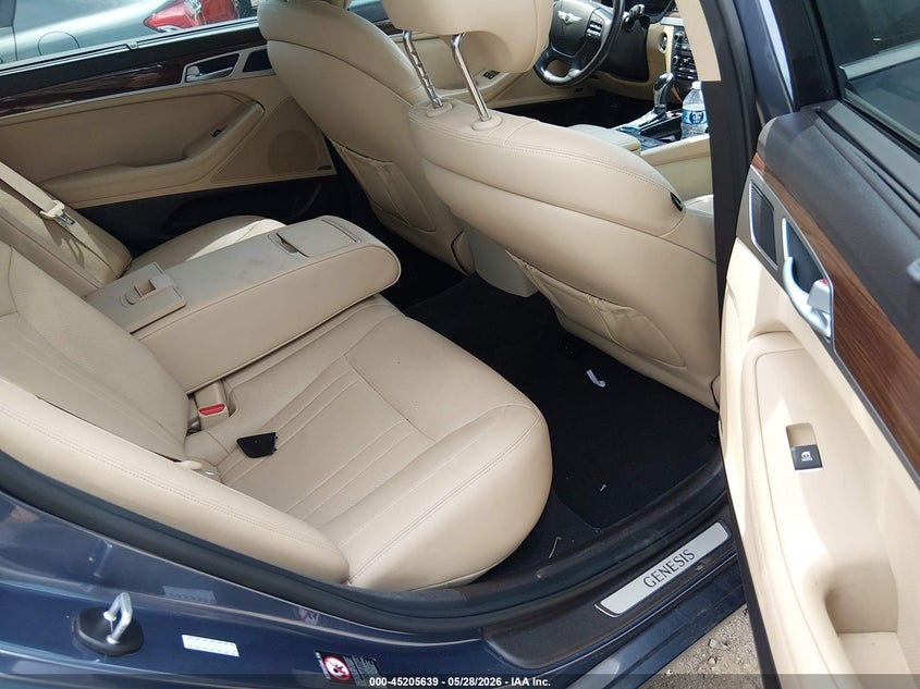 2015 Hyundai Genesis VIN KMHGN4JEXFU083774 IAAI salvage auction — REAR END, Salvage Title, sold $2,250 on 2026-07-23 (photo 8)