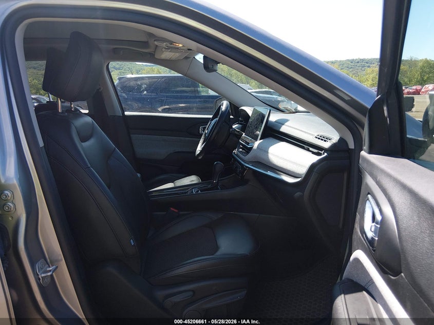 2022 Jeep Compass VIN 3C4NJDBB5NT230510 IAAI salvage auction — SIDE, Salvage Title, sold $4,650 on 2026-07-24 (photo 5)