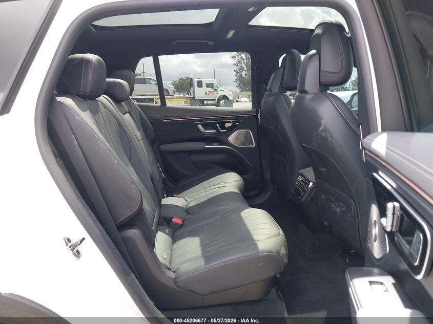 2023 Mercedes-benz VIN 4JGDM2DB0PA011822 IAAI salvage auction — REAR END, Salvage Title, sold $23,825 on 2026-08-13 (photo 8)