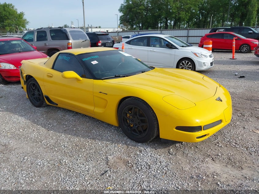 2003 Chevrolet Corvette VIN 1G1YY12S835126168 — IAAI salvage auction photo