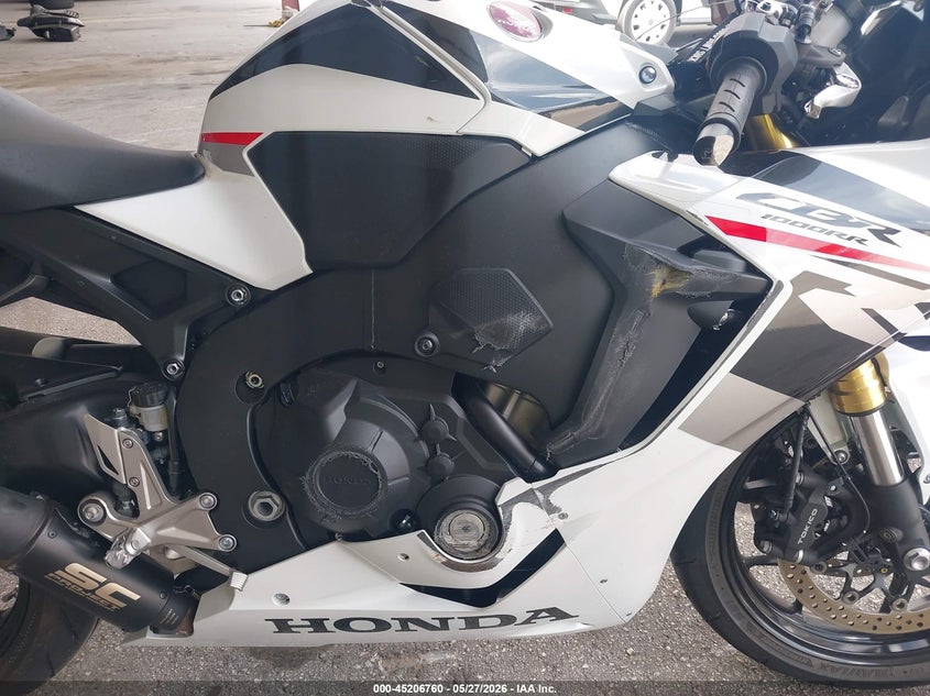 2026 Honda Cbr VIN JH2SC7712TK900261 IAAI salvage auction — ALL OVER, Salvage Title, sold $6,700 on 2026-07-29 (photo 8)