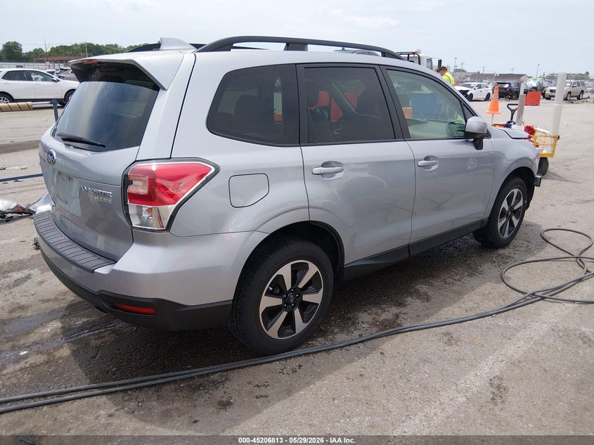 2017 Subaru Forester VIN JF2SJADC0HH430609 IAAI salvage auction — FRONT END, Salvage (Illinois), sold $1,675 on 2026-07-14 (photo 4)