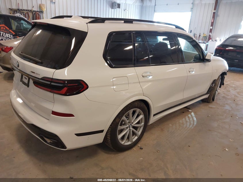 2026 BMW X7 VIN 5UX23EM02T9300600 IAAI salvage auction — FRONT END, Salvage Title, sold $38,250 on 2026-07-30 (photo 4)