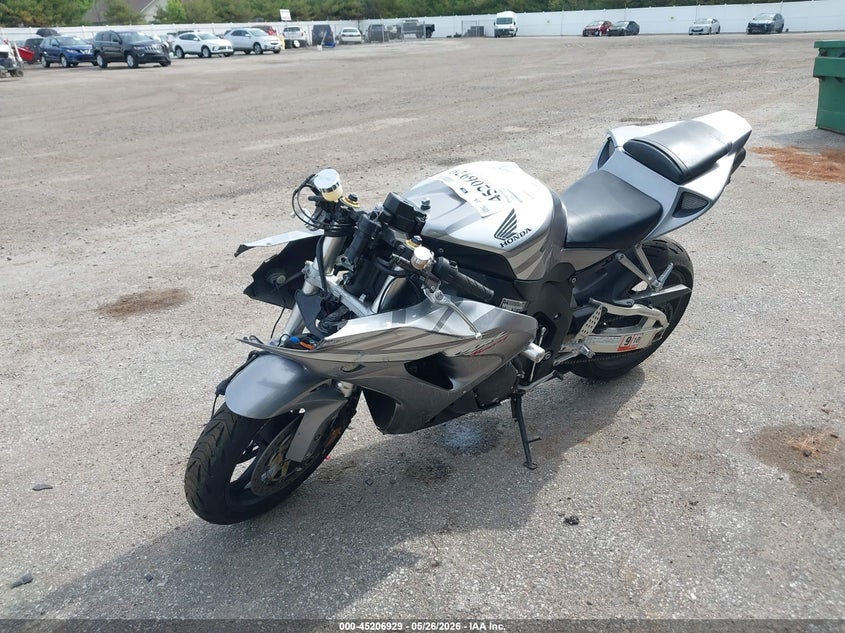 2006 Honda Cbr1000 VIN JH2SC57036M200561 IAAI salvage auction — FRONT END, Salvage (Indiana), sold $1,200 on 2026-07-15 (photo 2)