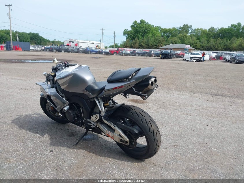 2006 Honda Cbr1000 VIN JH2SC57036M200561 IAAI salvage auction — FRONT END, Salvage (Indiana), sold $1,200 on 2026-07-15 (photo 3)