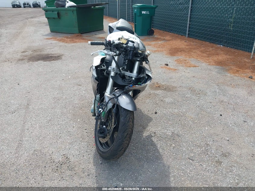 2006 Honda Cbr1000 VIN JH2SC57036M200561 IAAI salvage auction — FRONT END, Salvage (Indiana), sold $1,200 on 2026-07-15 (photo 5)