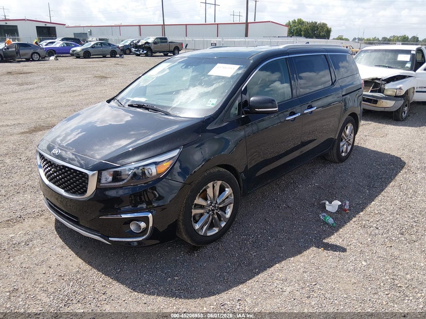 2015 Kia SEDONA VIN KNDME5C13F6026165 IAAI salvage auction — SIDE, Salvage Title, sold $2,000 on 2026-07-15 (photo 2)