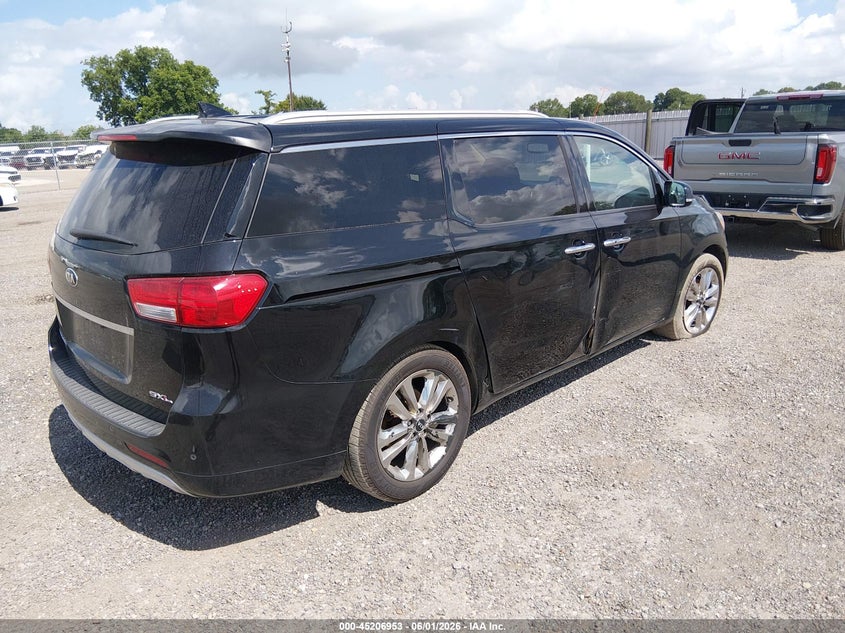 2015 Kia SEDONA VIN KNDME5C13F6026165 IAAI salvage auction — SIDE, Salvage Title, sold $2,000 on 2026-07-15 (photo 4)
