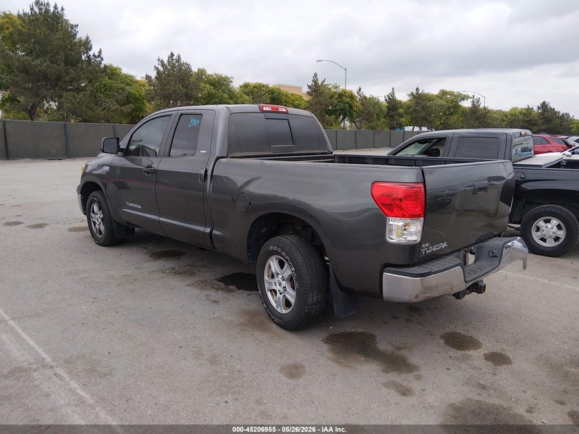 2011 Toyota Tundra VIN 5TFRY5F14BX104725 IAAI salvage auction — RIGHT SIDE, Salvage (California), sold $7,050 on 2026-07-13 (photo 3)