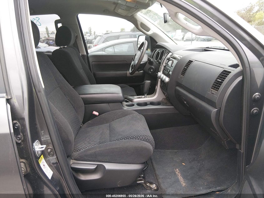 2011 Toyota Tundra VIN 5TFRY5F14BX104725 IAAI salvage auction — RIGHT SIDE, Salvage (California), sold $7,050 on 2026-07-13 (photo 5)