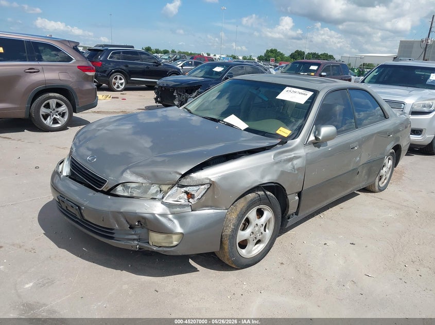 1998 Lexus Es 300 VIN JT8BF28G5W5042744 IAAI salvage auction — SIDE, Salvage (Texas), sold $100 on 2026-07-09 (photo 2)