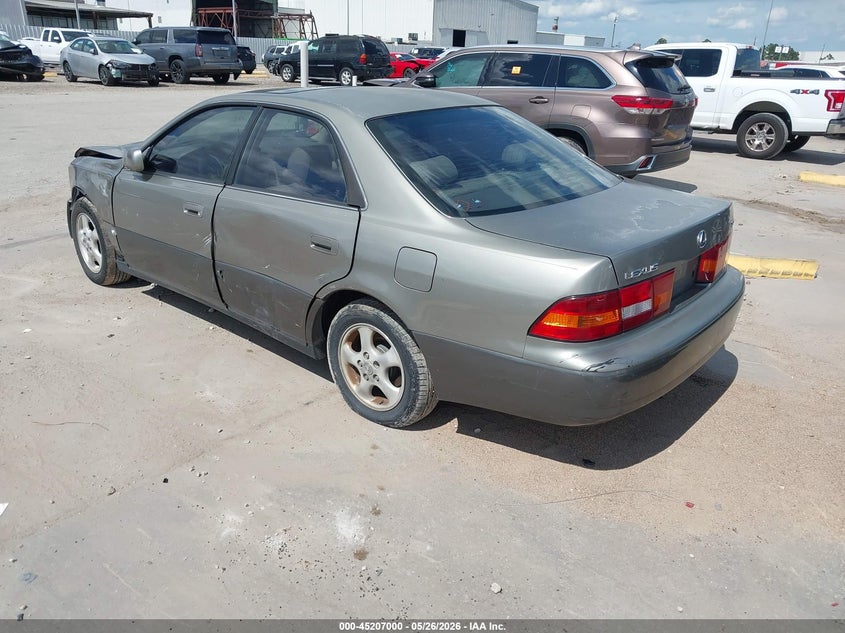 1998 Lexus Es 300 VIN JT8BF28G5W5042744 IAAI salvage auction — SIDE, Salvage (Texas), sold $100 on 2026-07-09 (photo 3)