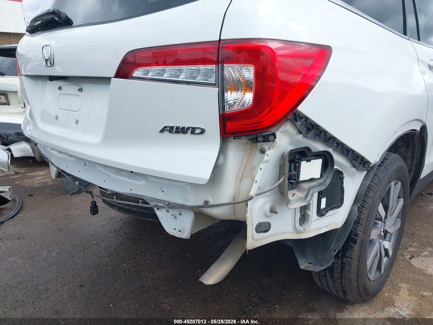 2022 Honda Pilot VIN 5FNYF6H53NB018747 IAAI salvage auction — REAR END, Salvage Title, sold $10,100 on 2026-08-01 (photo 6)