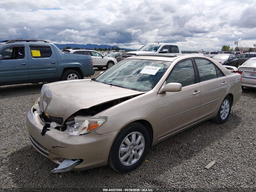 2003 Toyota Camry VIN JTDBE32K530149521 IAAI salvage auction — FRONT & REAR, Salvage (Oregon), sold $300 on 2026-07-06 (photo 2)