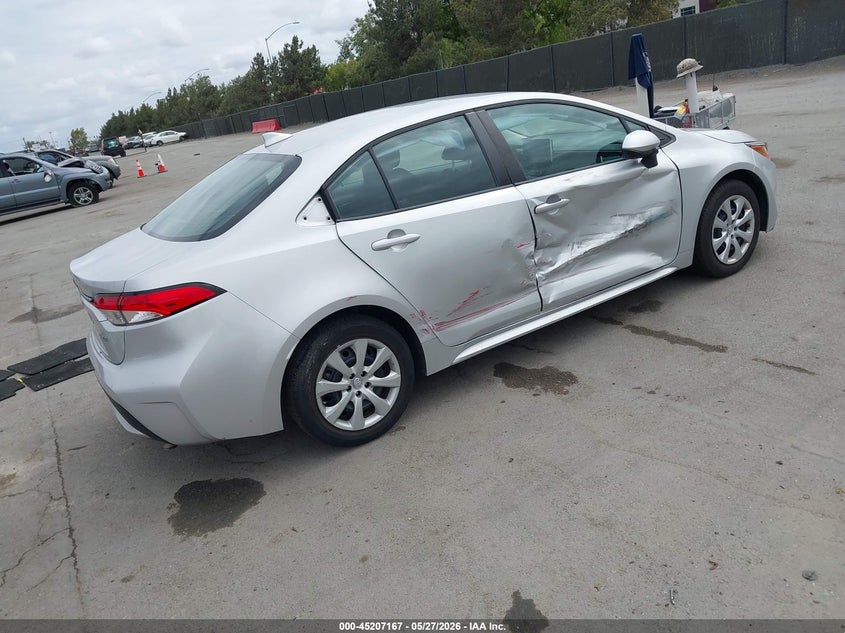 2020 Toyota Corolla VIN 5YFEPRAE2LP030403 IAAI salvage auction — RIGHT SIDE, Salvage Title, sold $7,100 on 2026-07-06 (photo 4)