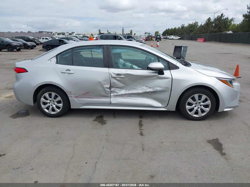 2020 Toyota Corolla VIN 5YFEPRAE2LP030403 IAAI salvage auction — RIGHT SIDE, Salvage Title, sold $7,100 on 2026-07-06 (photo 6)