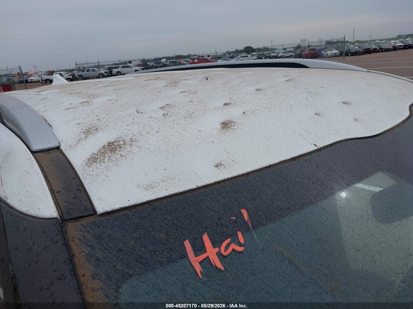 2025 Kia Seltos VIN KNDEU2AA9S7687146 IAAI salvage auction — HAIL, Salvage Title, sold $10,000 on 2026-08-18 (photo 6)